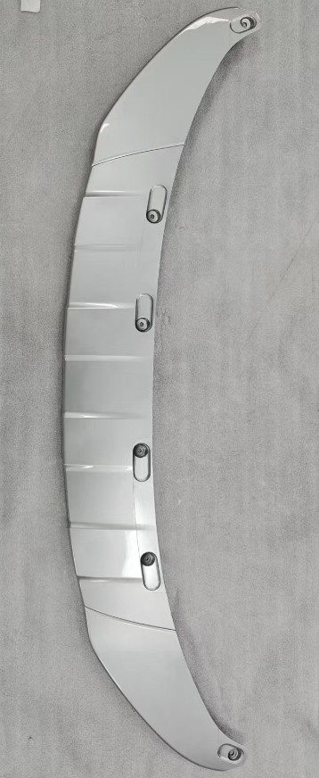 Volvo XC70 2014–2016 – Paragolpes delantero inferior placa – Ref. 31353571