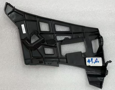 Volvo S90 26 – Soporte del paragolpes delantero (derecho) – Ref. 32399032